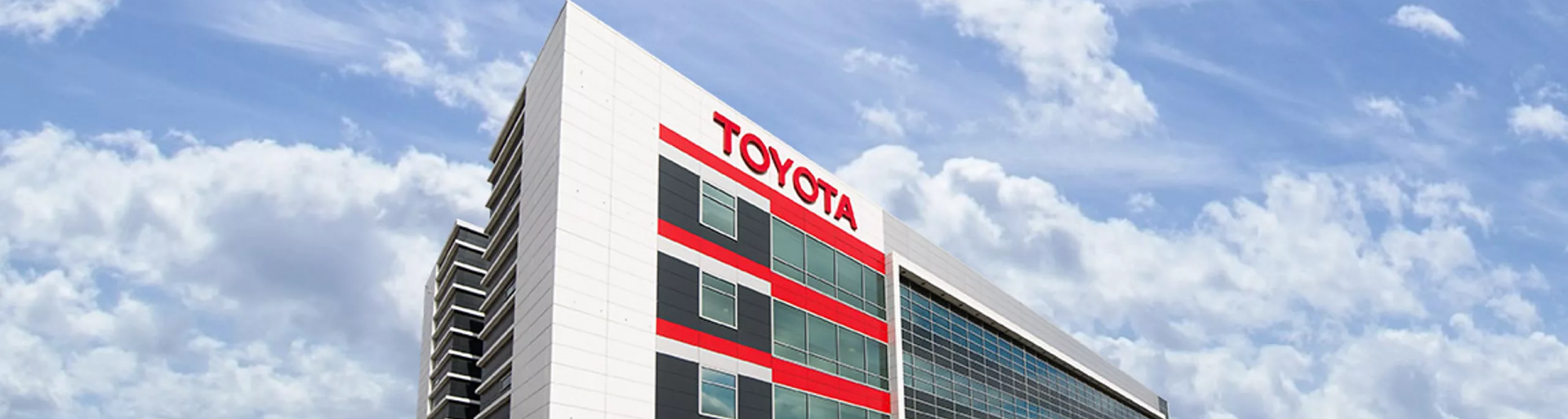 Изображение на странице TOYOTA ПОДВЕЛА ИТОГИ ПРОДАЖ В РОССИИ ЗА 2021 ГОД Тойота Центр Новокузнецк